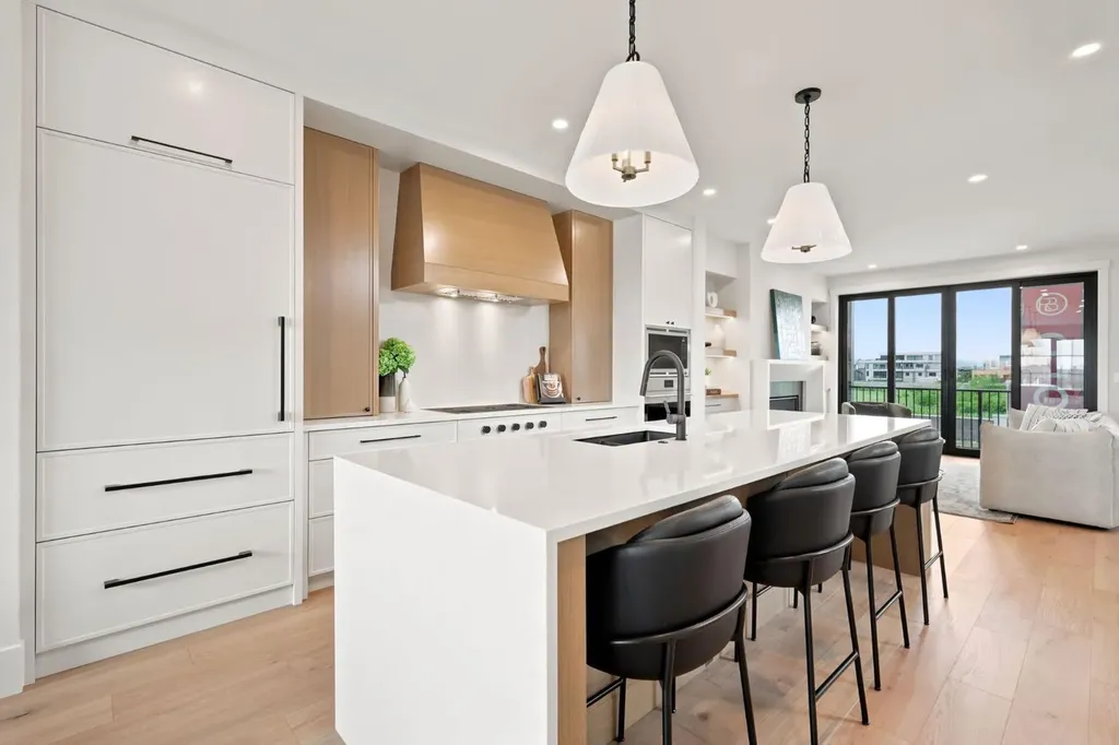 1700 73 Street SW Calgary AB T3H0J6