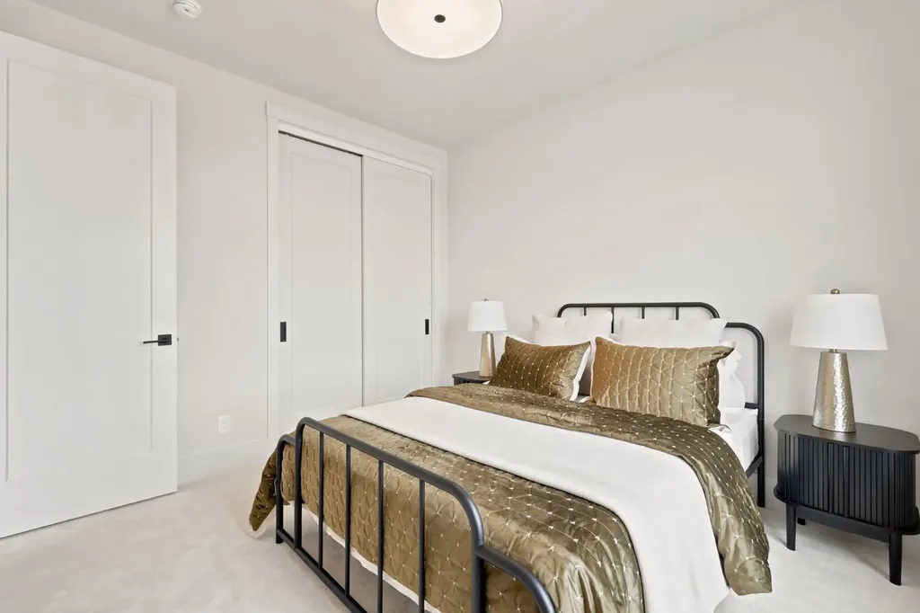 1700 73 Street SW Calgary AB T3H0J6
