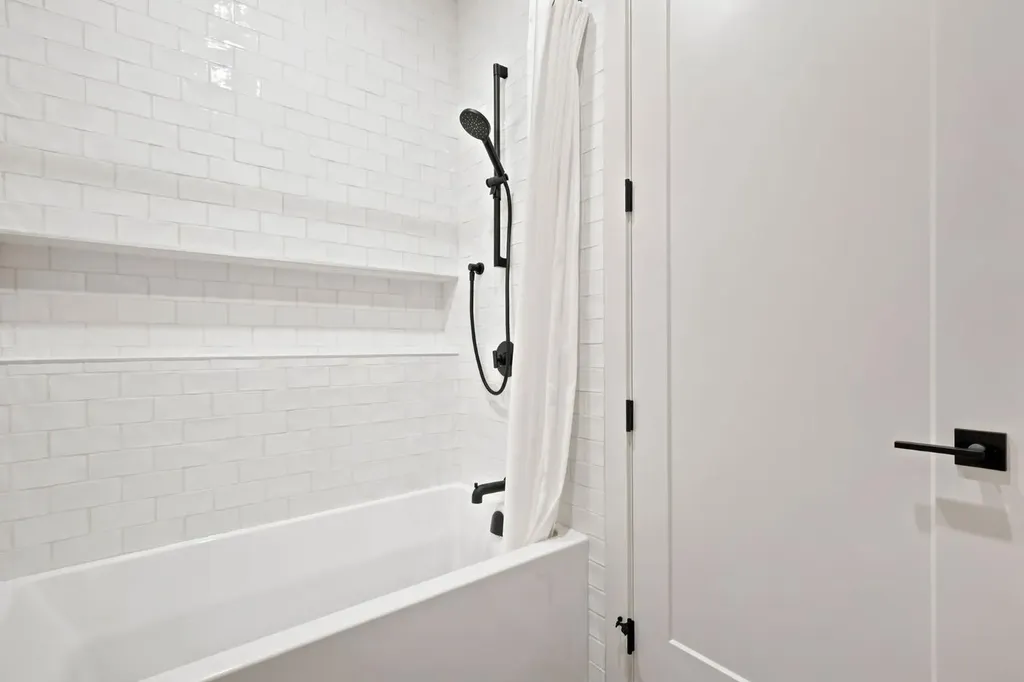 1700 73 Street SW Calgary AB T3H0J6