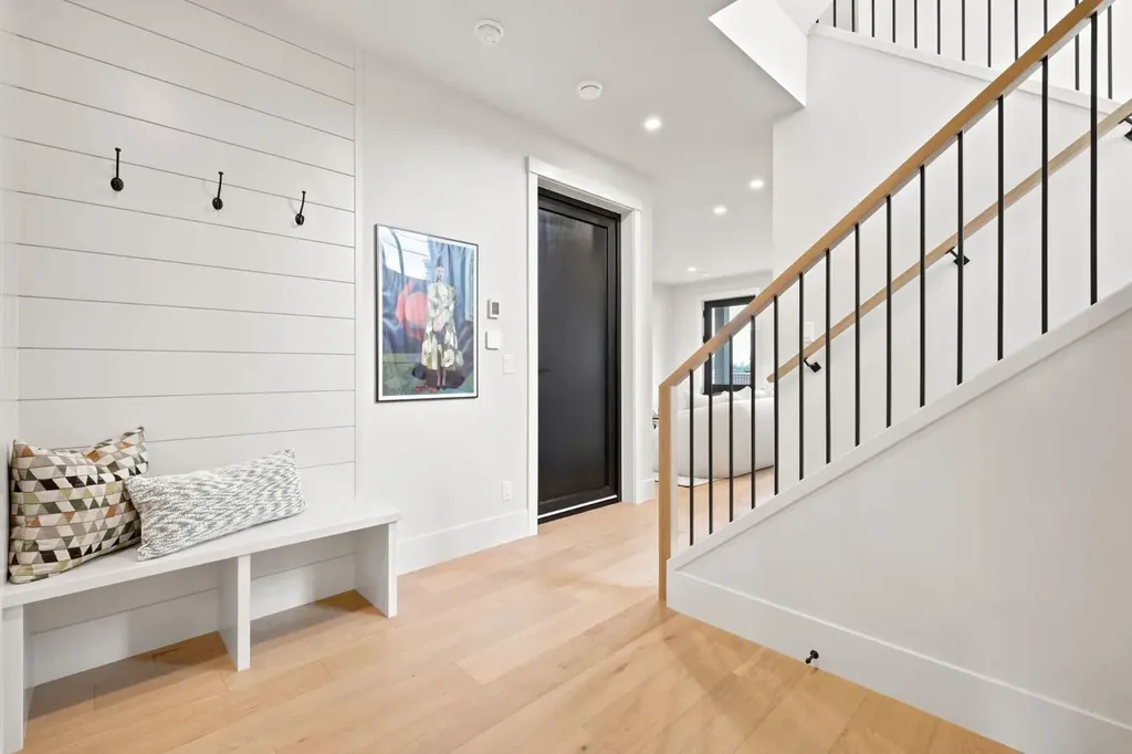 1700 73 Street SW Calgary AB T3H0J6