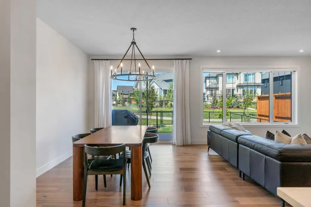 236 Marina Grove SE Calgary AB T3M 3J4