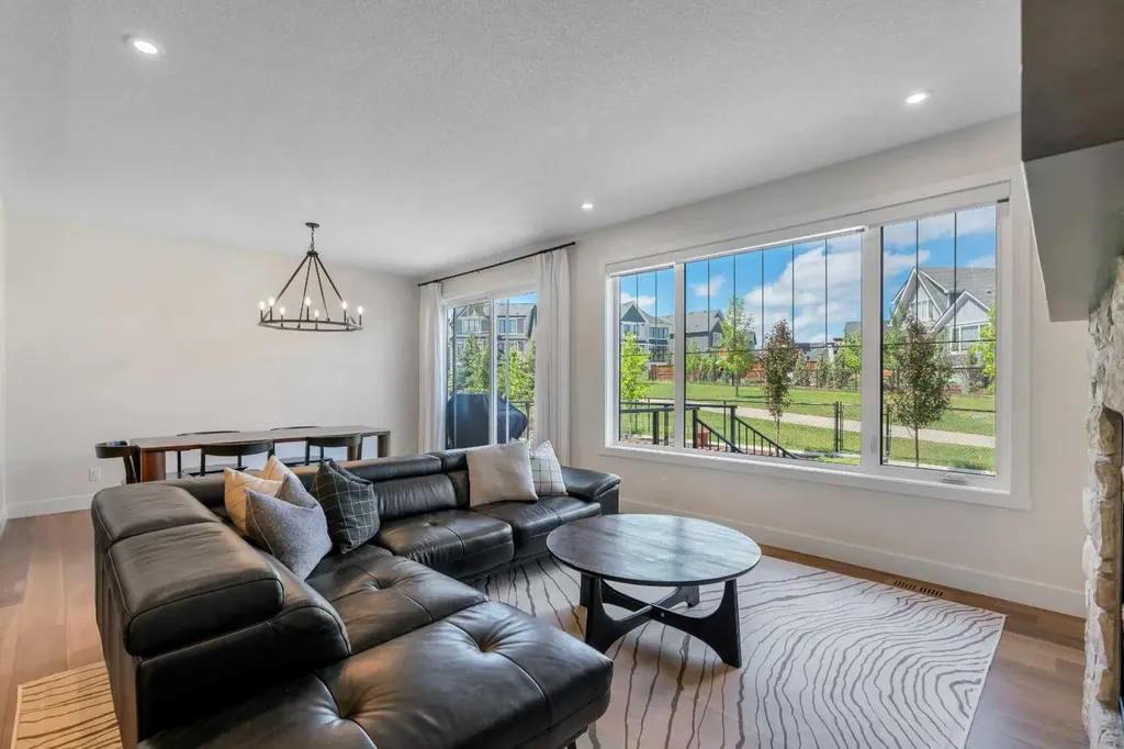 236 Marina Grove SE Calgary AB T3M 3J4