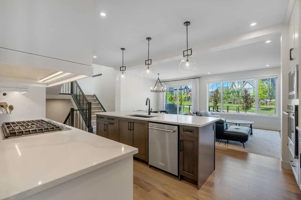 236 Marina Grove SE Calgary AB T3M 3J4