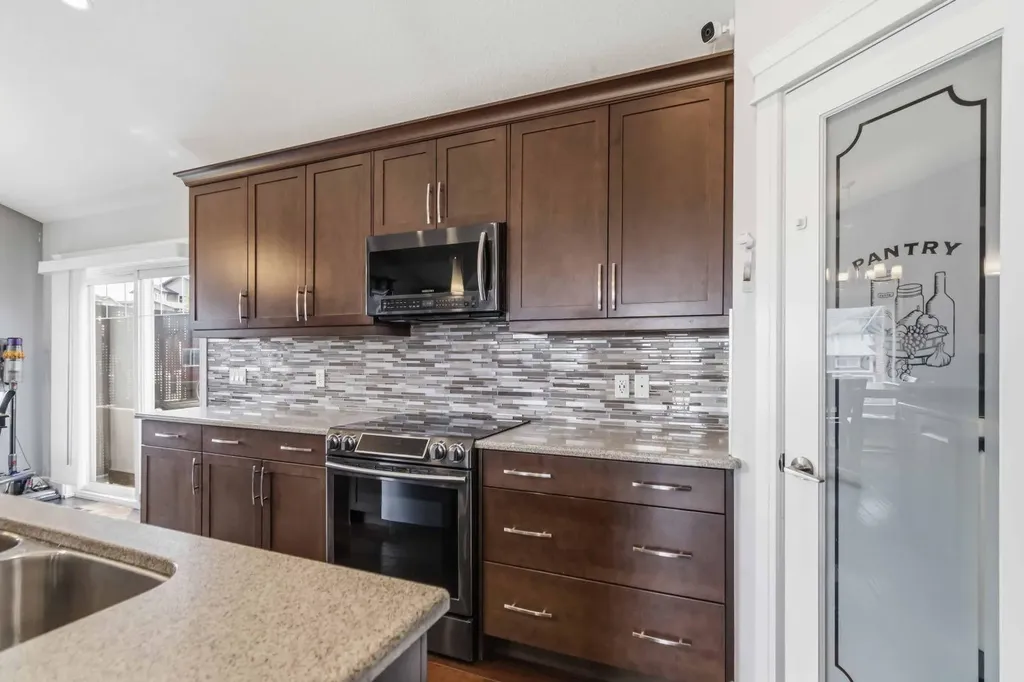 165 Beaconwood Place Fort Mcmurray AB T9H 2S9