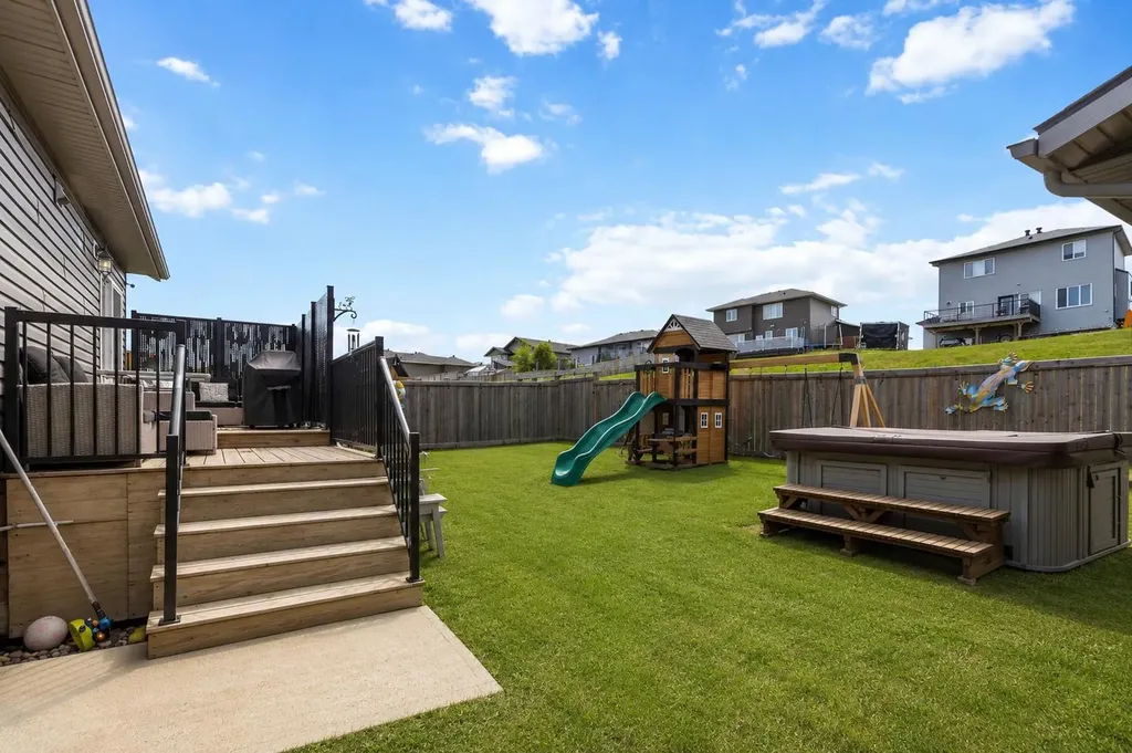165 Beaconwood Place Fort Mcmurray AB T9H 2S9