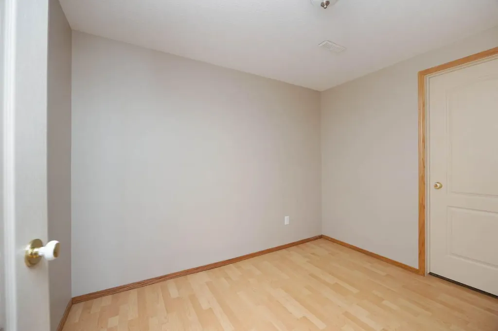 104 Avery Bay Fort Mcmurray AB T9J 1B1