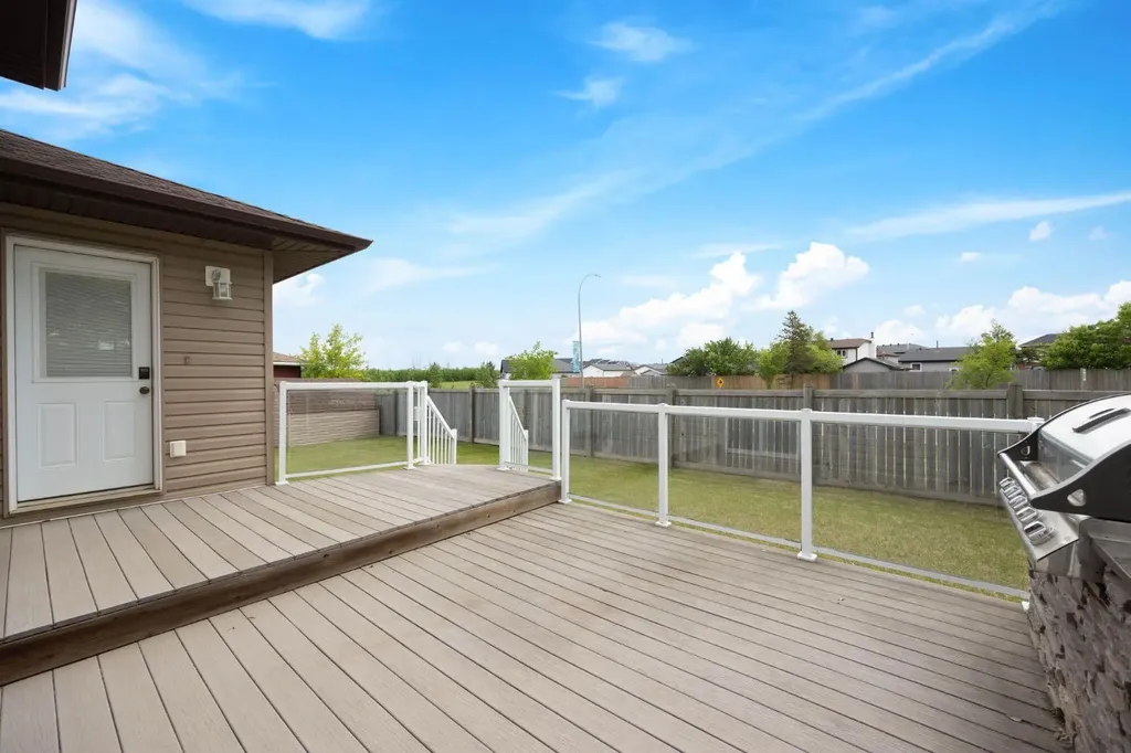 104 Avery Bay Fort Mcmurray AB T9J 1B1