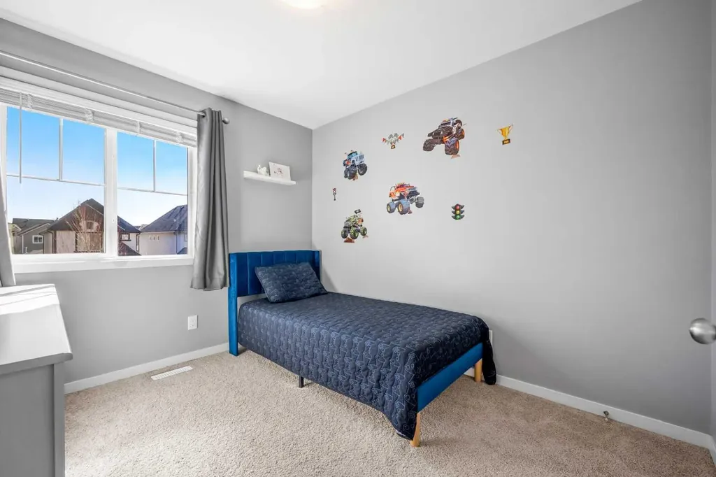 432 Marquis Heights SE Calgary AB T3M 1V1