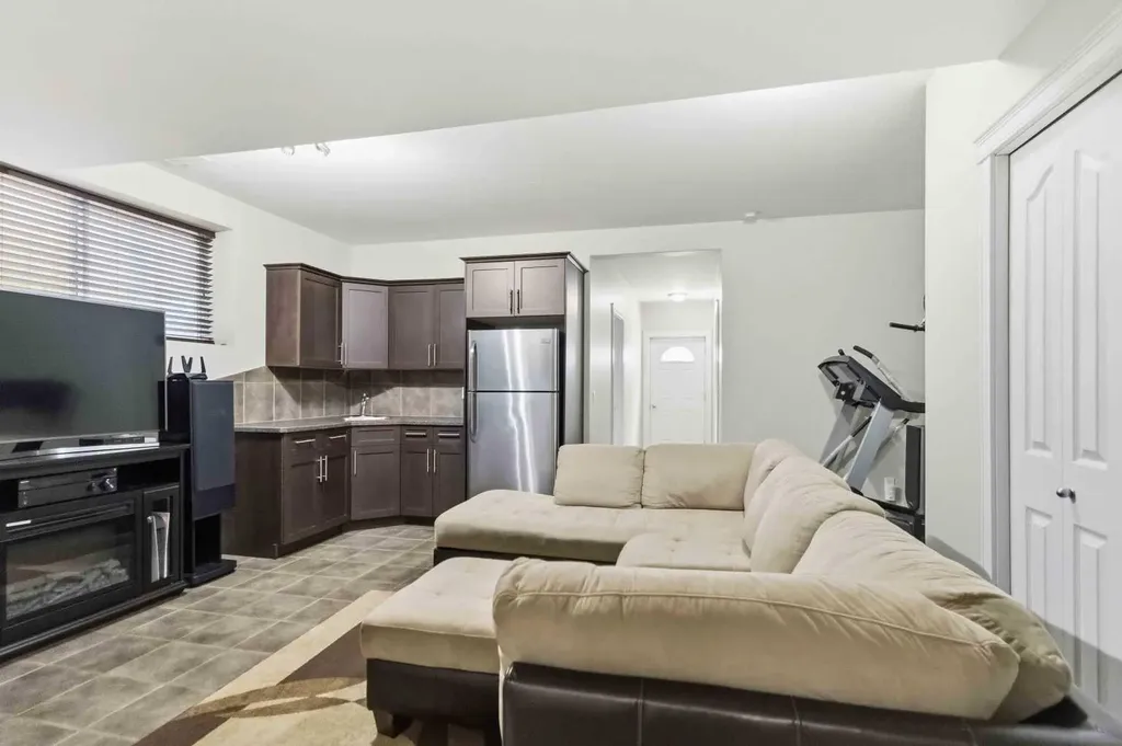 107 J.w. Mann Drive Fort Mcmurray AB T9H 5G7
