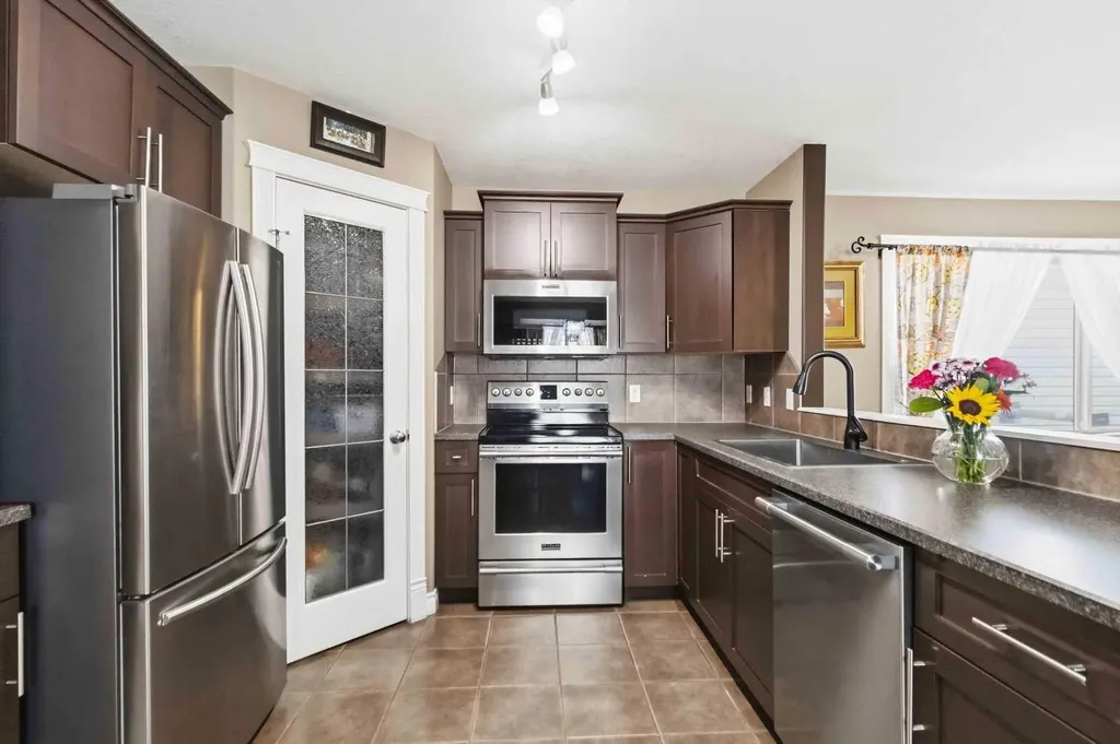 107 J.w. Mann Drive Fort Mcmurray AB T9H 5G7