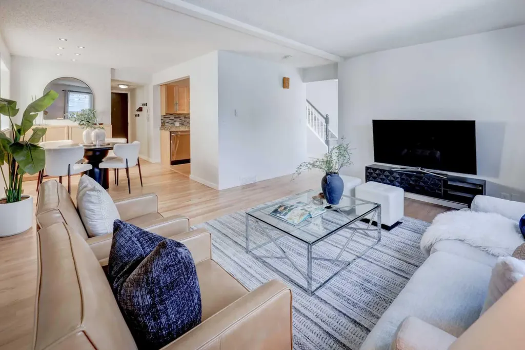 1921 5 Street SW Calgary AB T2S 2B2