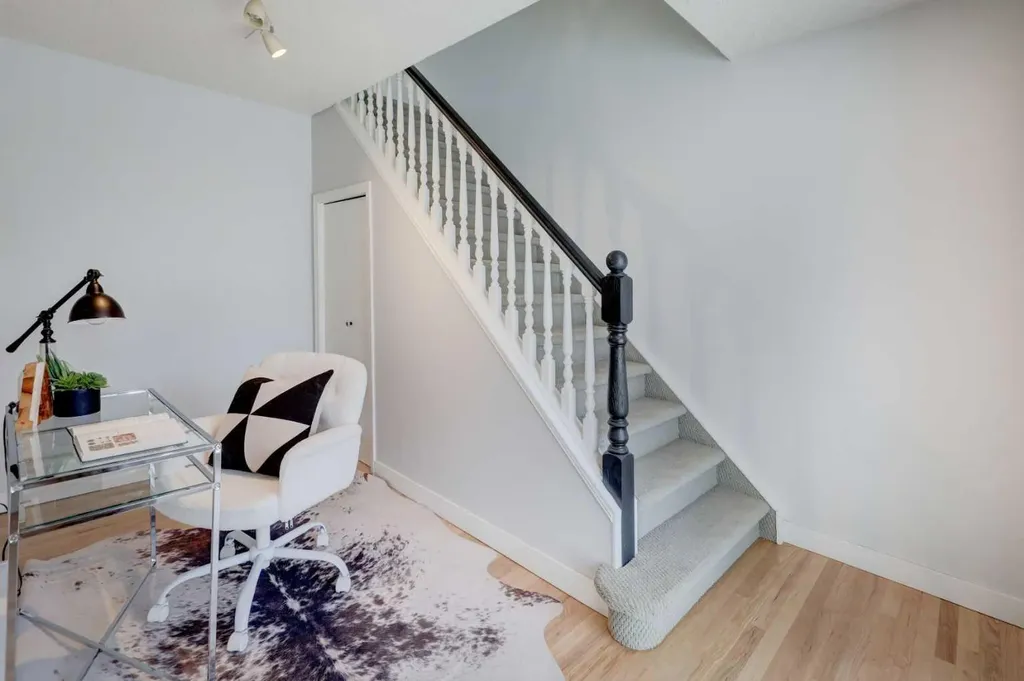 1921 5 Street SW Calgary AB T2S 2B2