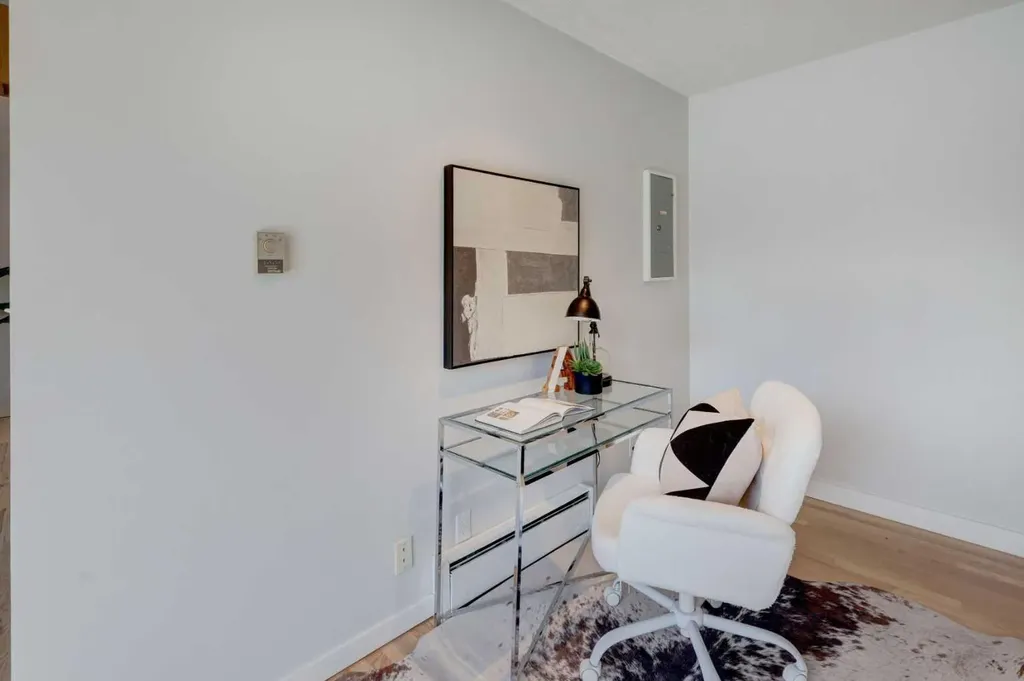 1921 5 Street SW Calgary AB T2S 2B2