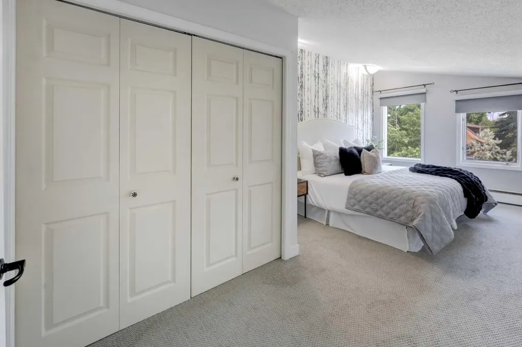 1921 5 Street SW Calgary AB T2S 2B2