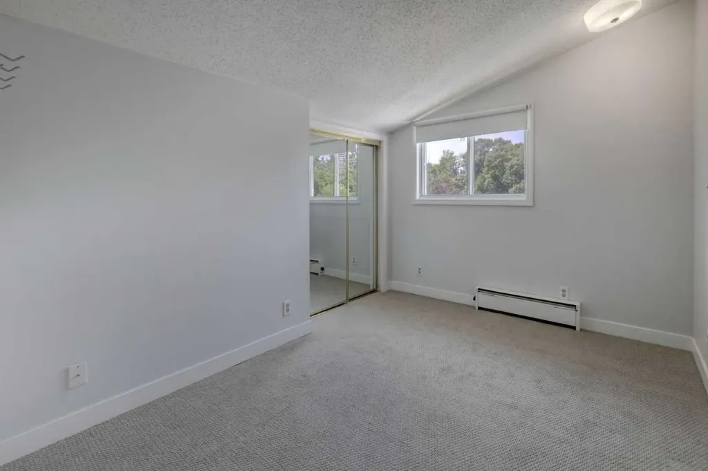 1921 5 Street SW Calgary AB T2S 2B2