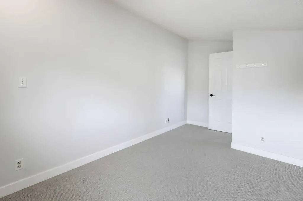 1921 5 Street SW Calgary AB T2S 2B2