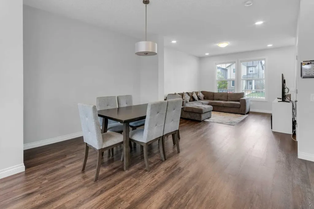 106 Cornerbrook Manor NE Calgary AB T3N 1V3
