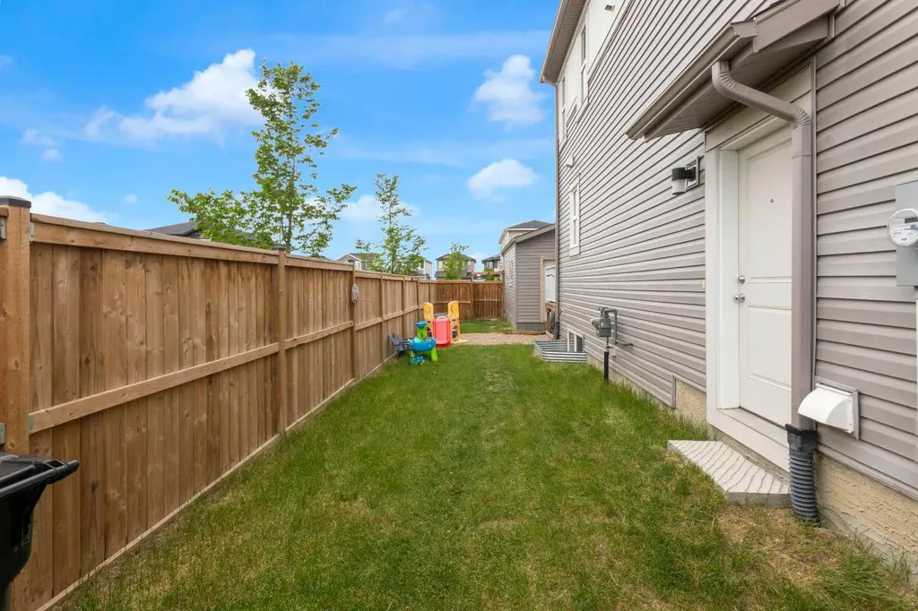 106 Cornerbrook Manor NE Calgary AB T3N 1V3