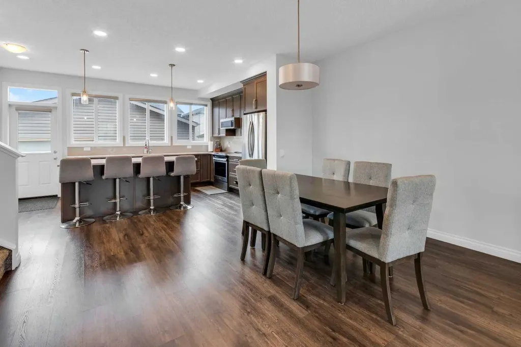 106 Cornerbrook Manor NE Calgary AB T3N 1V3