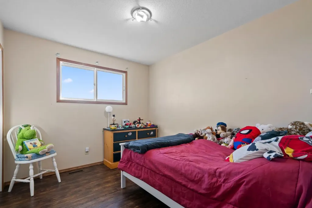 20203 460 Township Rural Camrose County AB T4V 5E7