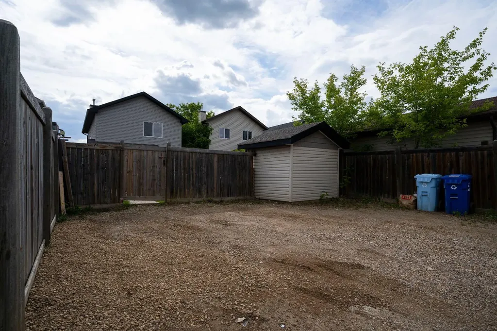 138 Rattlepan Creek Crescent Fort Mcmurray AB T9K 2V3