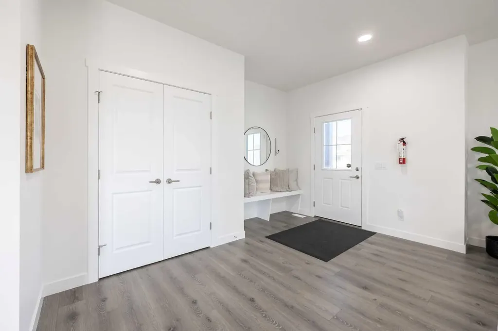 236 Belmont Way SW Calgary AB T4C 2M3