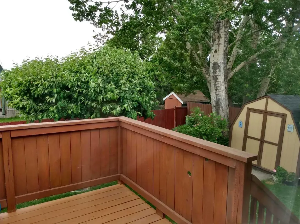 100 Doverglen Crescent SE Calgary AB T2B 2P6