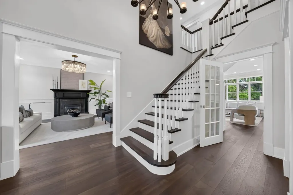 2720 10 Street SW Calgary AB T2T3H2