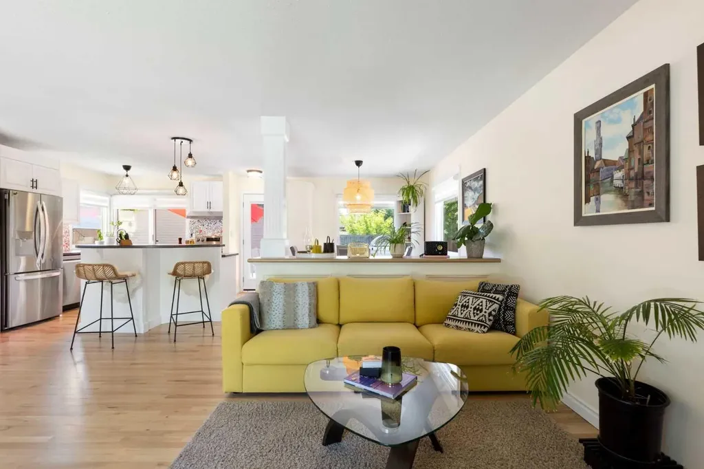 263 Midlawn Close SE Calgary AB T2X 1A7