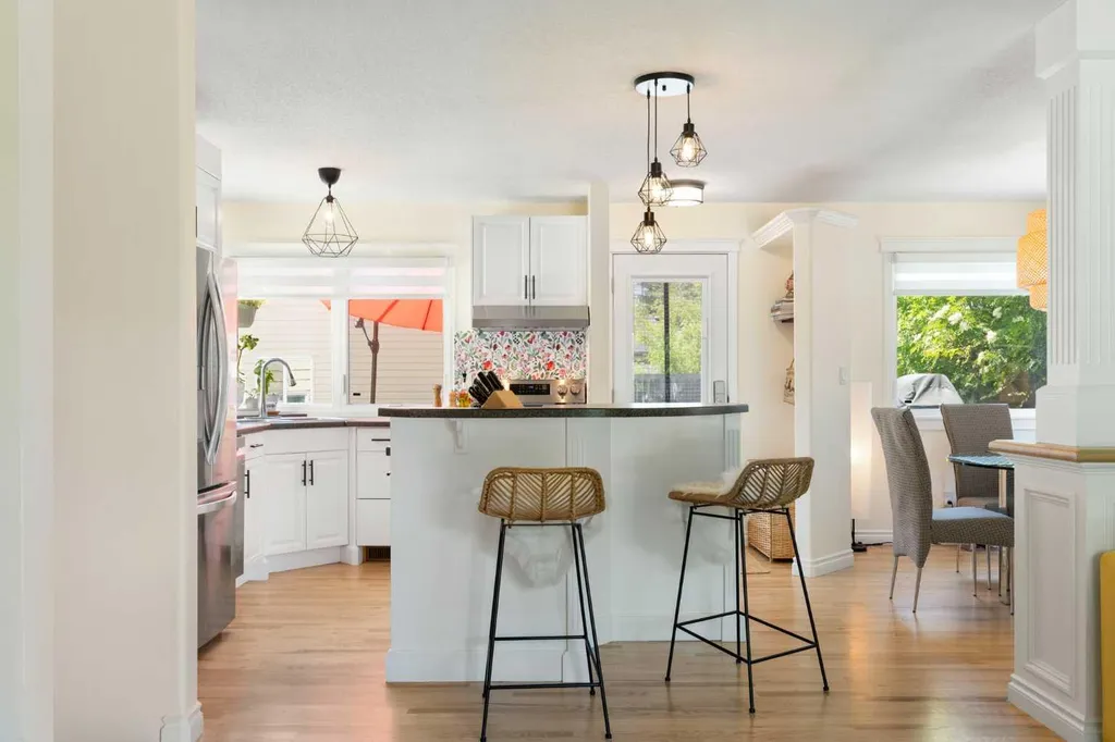 263 Midlawn Close SE Calgary AB T2X 1A7