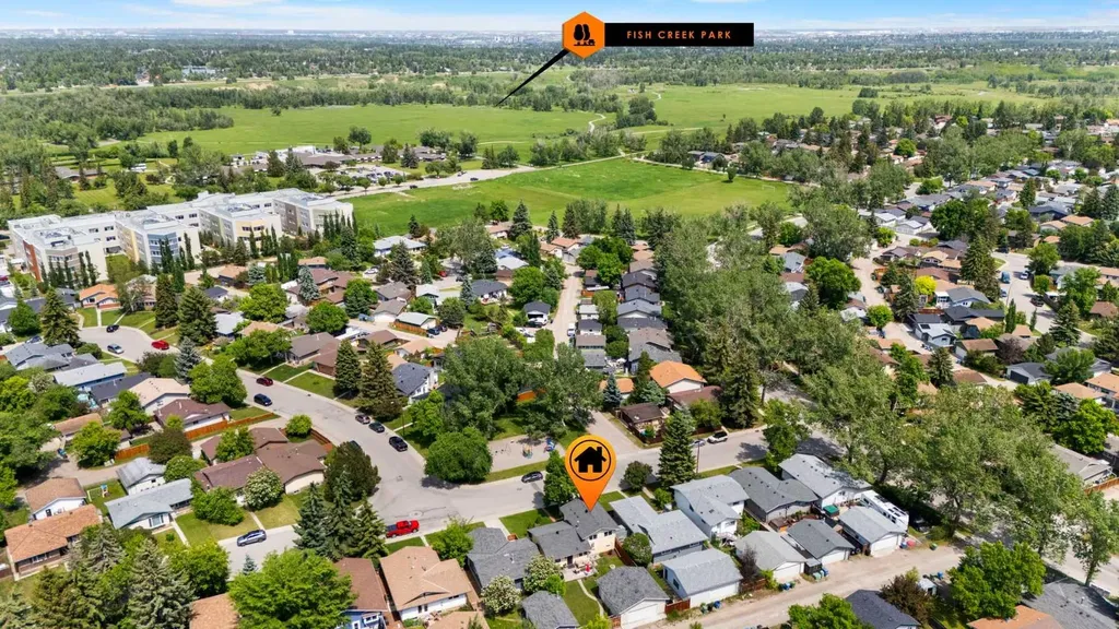 263 Midlawn Close SE Calgary AB T2X 1A7