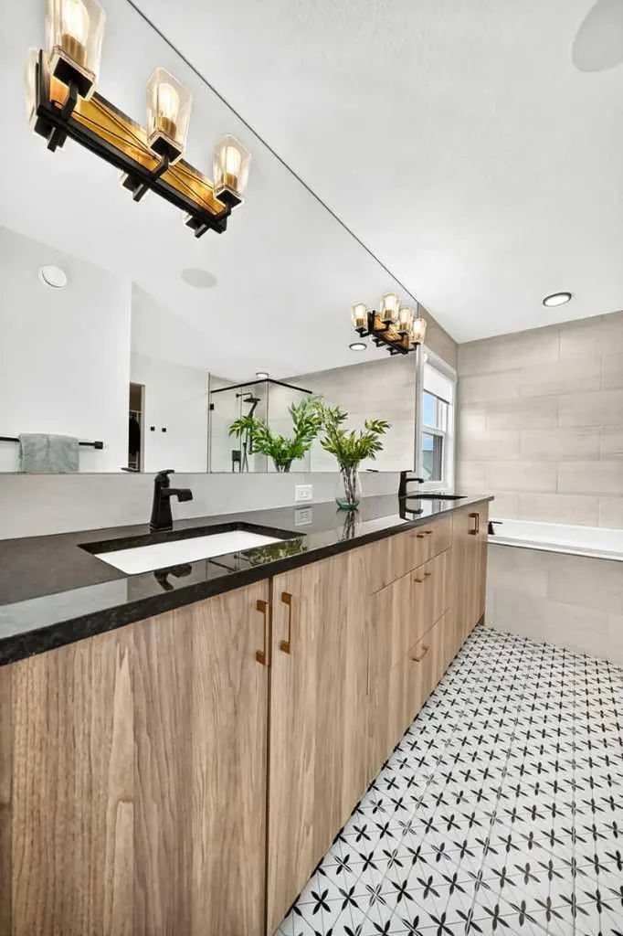 791 Cranbrook Gardens SE Calgary AB T3M 3L4
