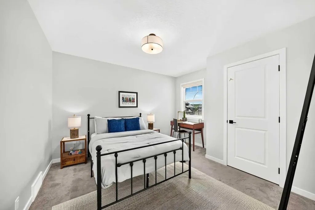791 Cranbrook Gardens SE Calgary AB T3M 3L4