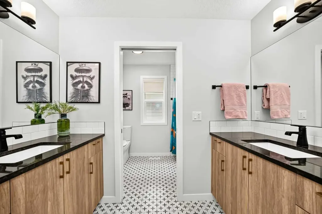 791 Cranbrook Gardens SE Calgary AB T3M 3L4
