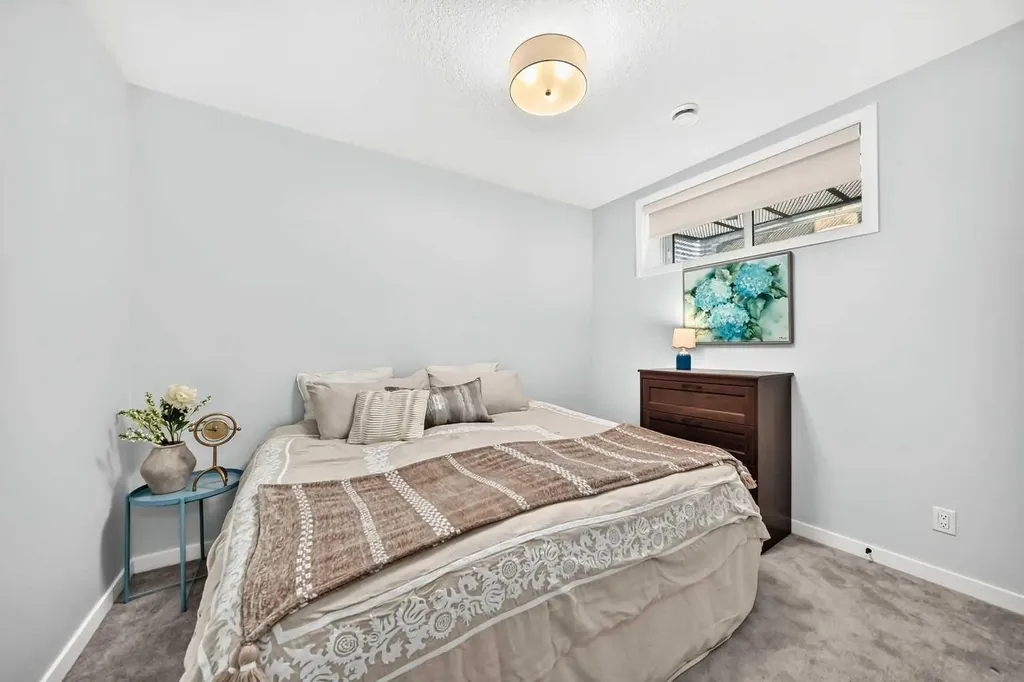 791 Cranbrook Gardens SE Calgary AB T3M 3L4
