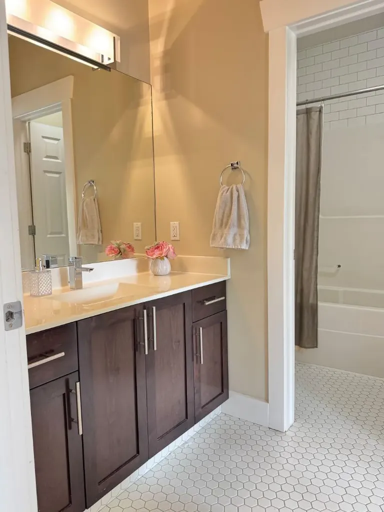 2821 Dallaire Avenue SW Calgary AB T3E 7T2
