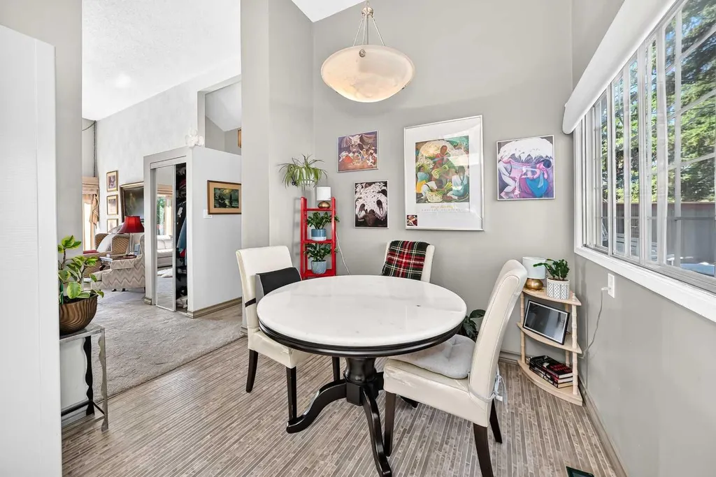 310 Huntham Place NE Calgary AB T2K 4G7