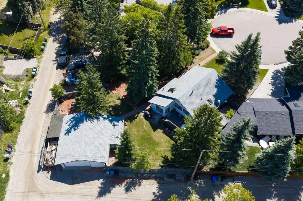 310 Huntham Place NE Calgary AB T2K 4G7