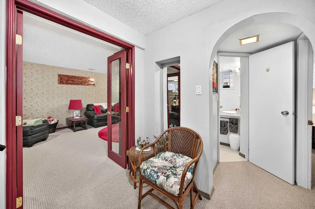 310 Huntham Place NE Calgary AB T2K 4G7