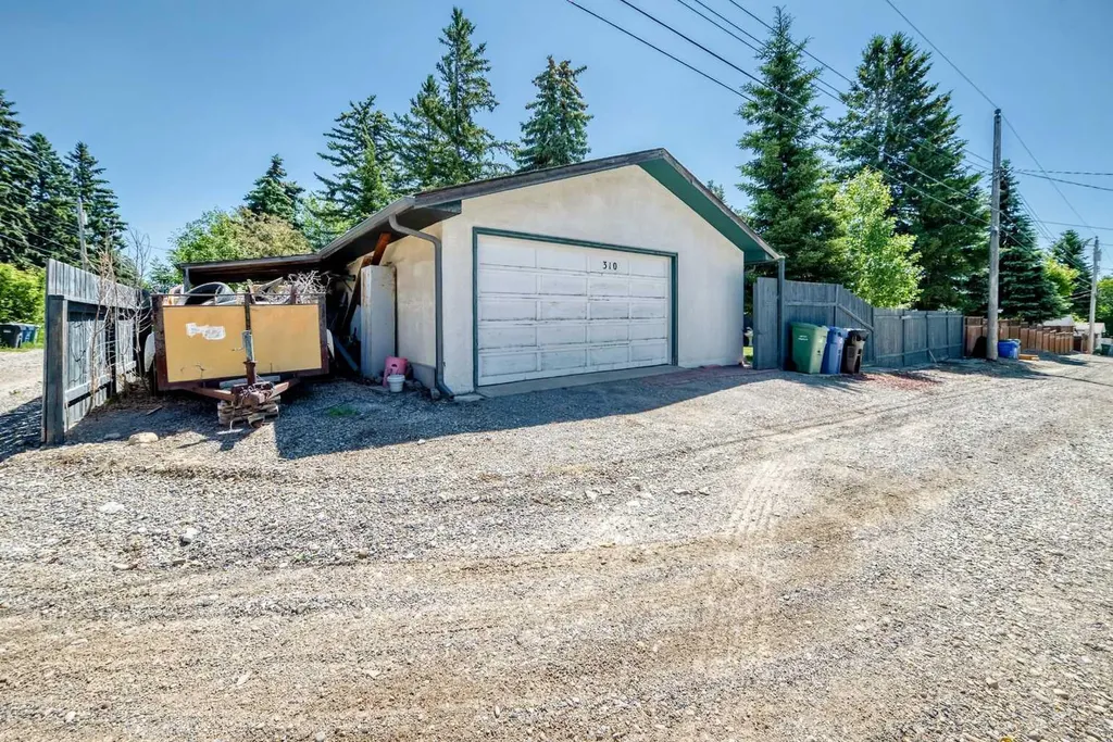 310 Huntham Place NE Calgary AB T2K 4G7