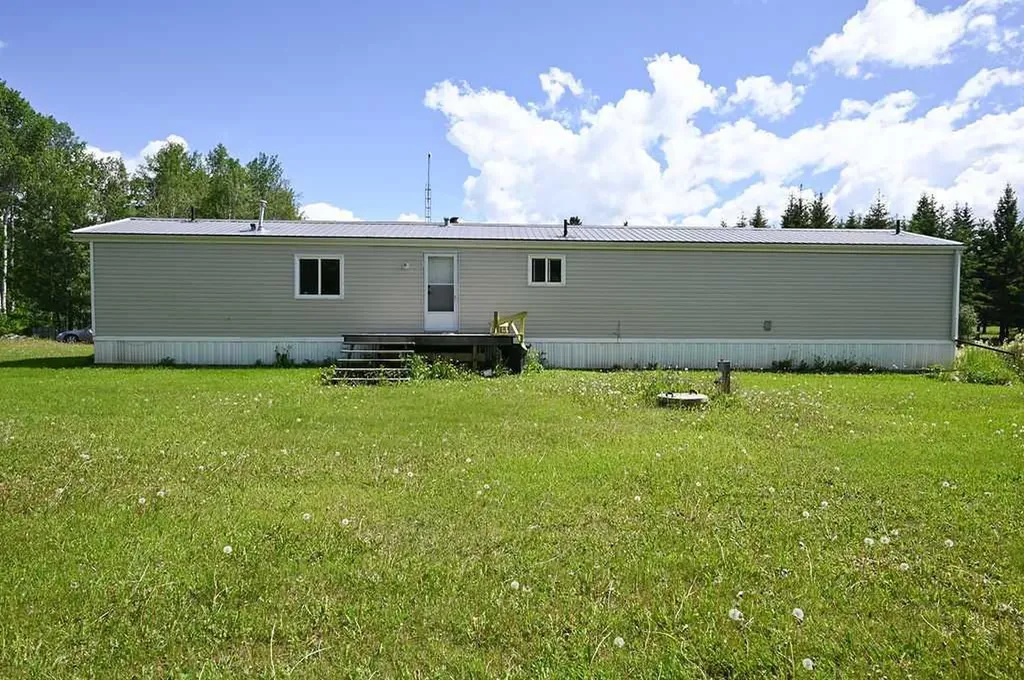 Mobile To Be Moved Rural Athabasca County AB T9S 2B2