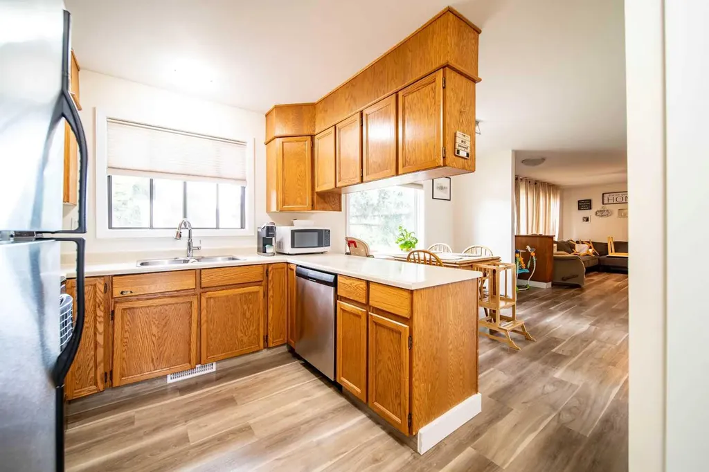 4911 51 Street Czar AB T0B 0Z0