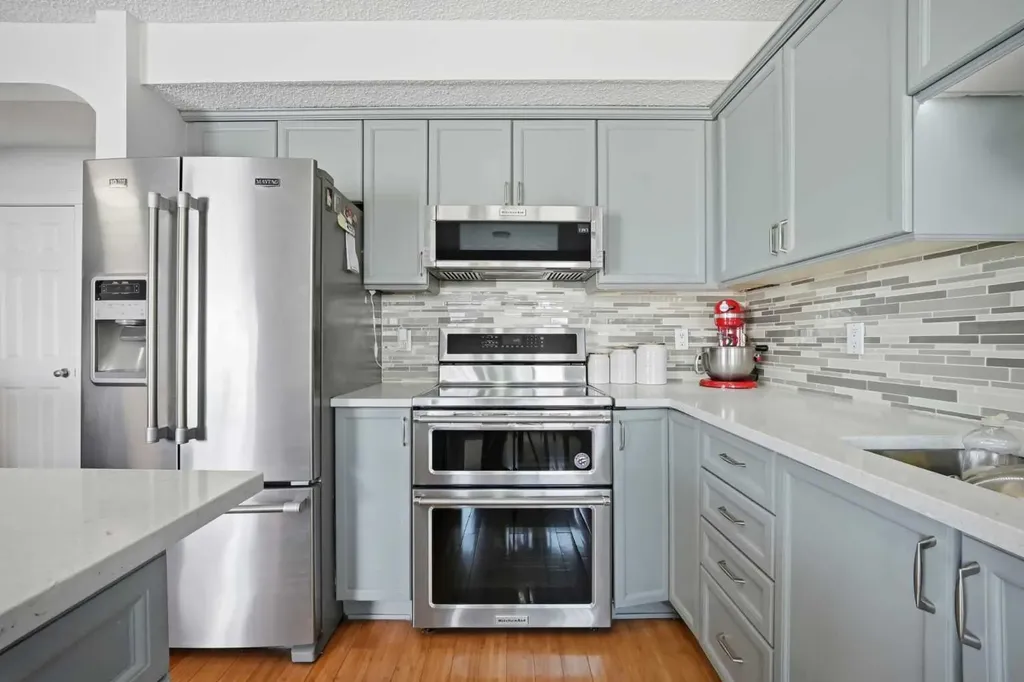 89 Saddlehorn Close NE Calgary AB T3J 5C6