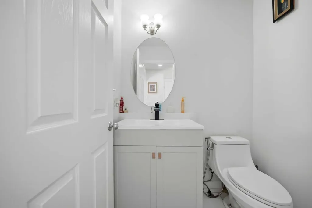 89 Saddlehorn Close NE Calgary AB T3J 5C6
