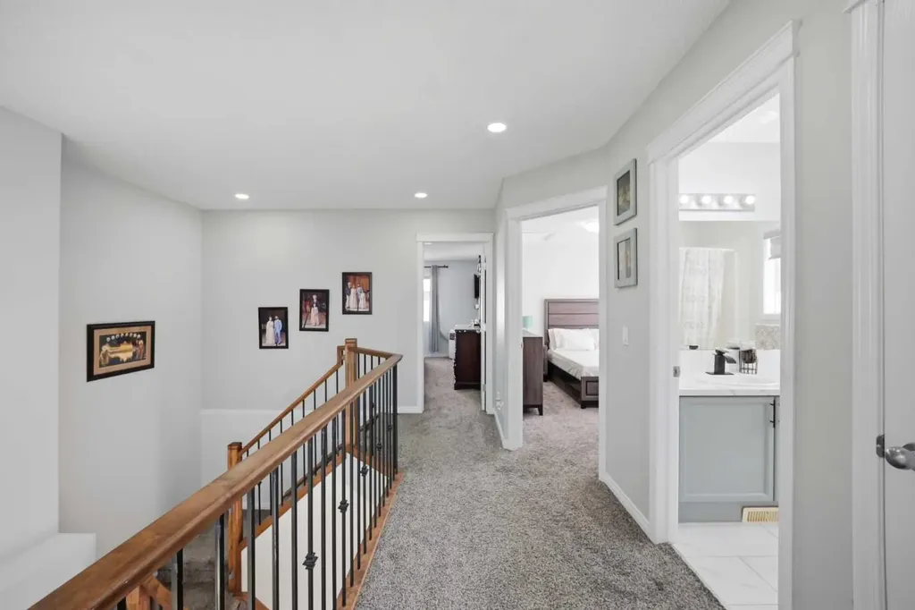 89 Saddlehorn Close NE Calgary AB T3J 5C6