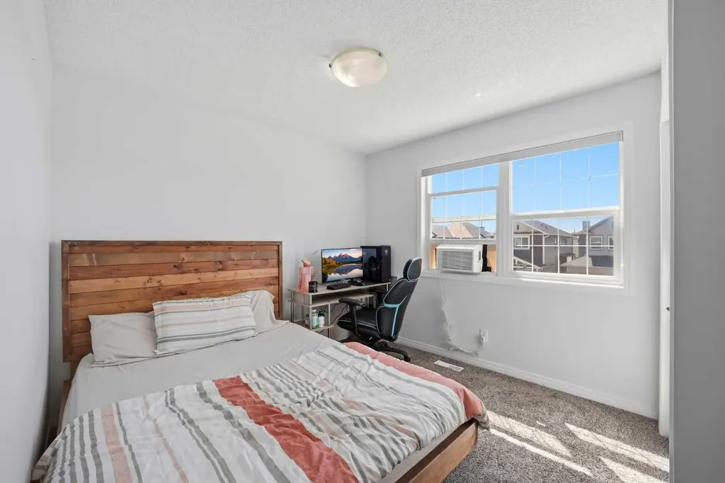 89 Saddlehorn Close NE Calgary AB T3J 5C6
