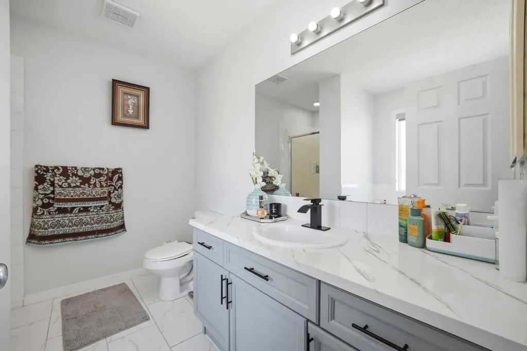 89 Saddlehorn Close NE Calgary AB T3J 5C6
