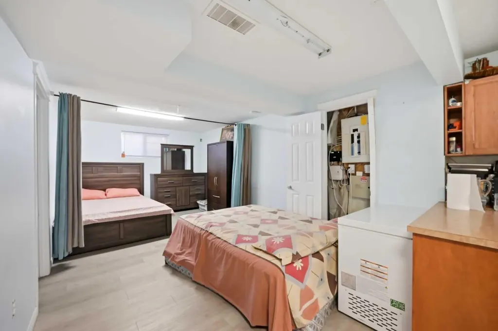 89 Saddlehorn Close NE Calgary AB T3J 5C6
