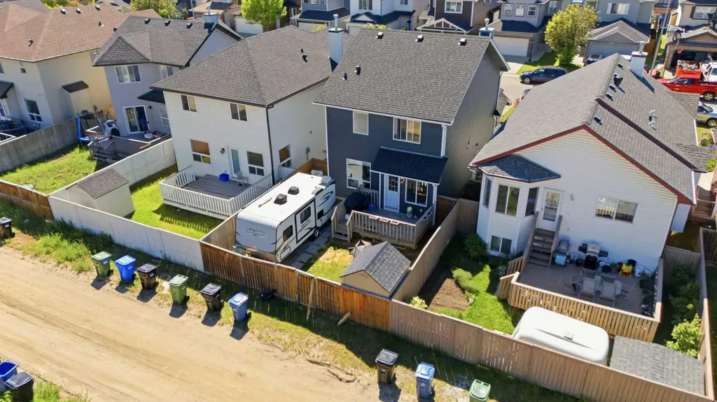 89 Saddlehorn Close NE Calgary AB T3J 5C6