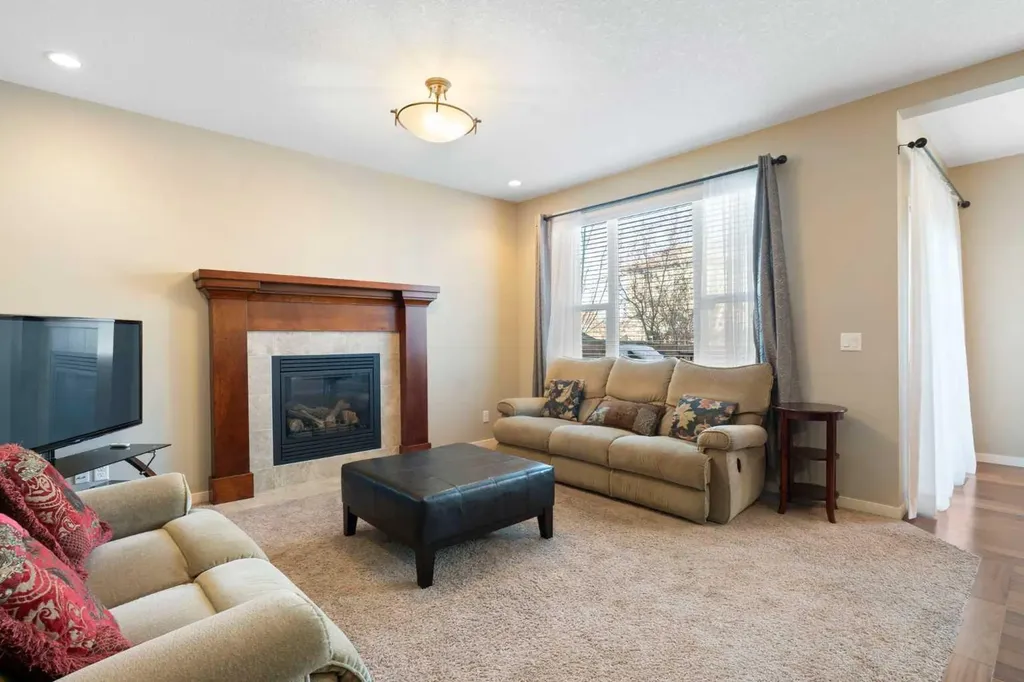 116 Brightoncrest Manor SE Calgary AB T2Z 1A3